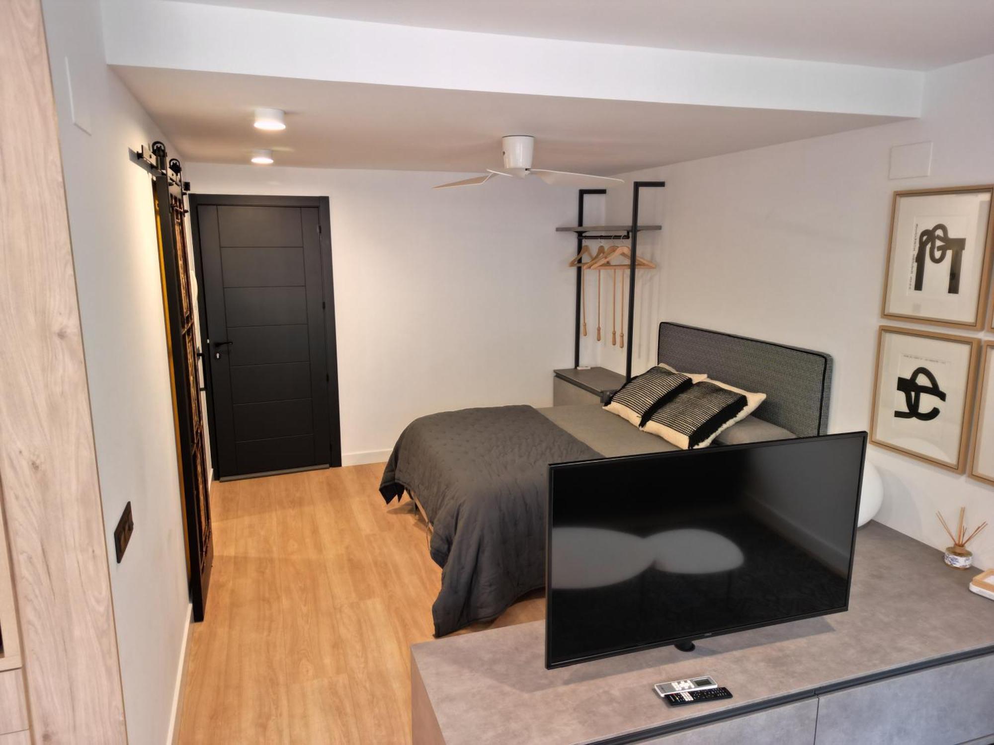 Apartaments Turistics Cardona IV Eksteriør bilde