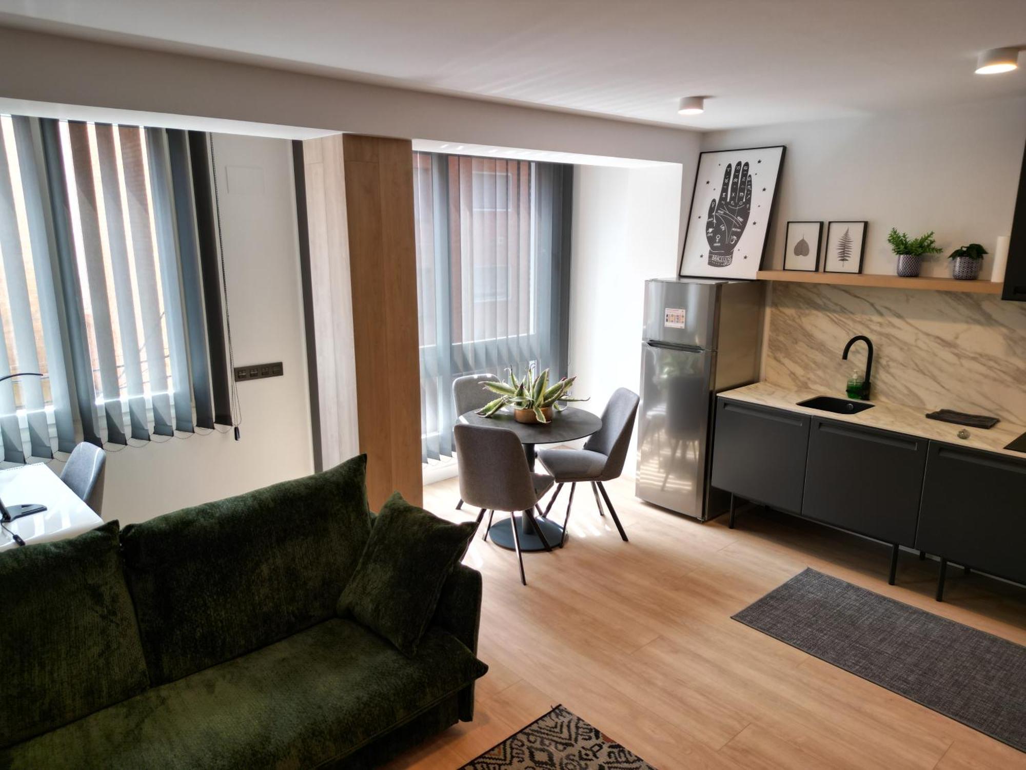 Apartaments Turistics Cardona IV Eksteriør bilde